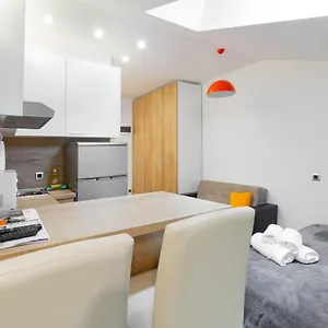 https://apartments-pomerio-rijeka.primorje-gorskikotar.com